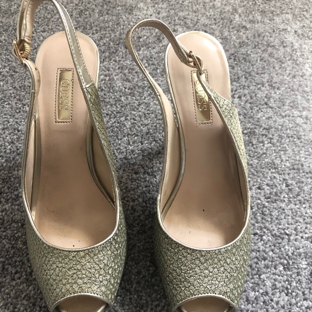 shoes - Picture 5 of 5